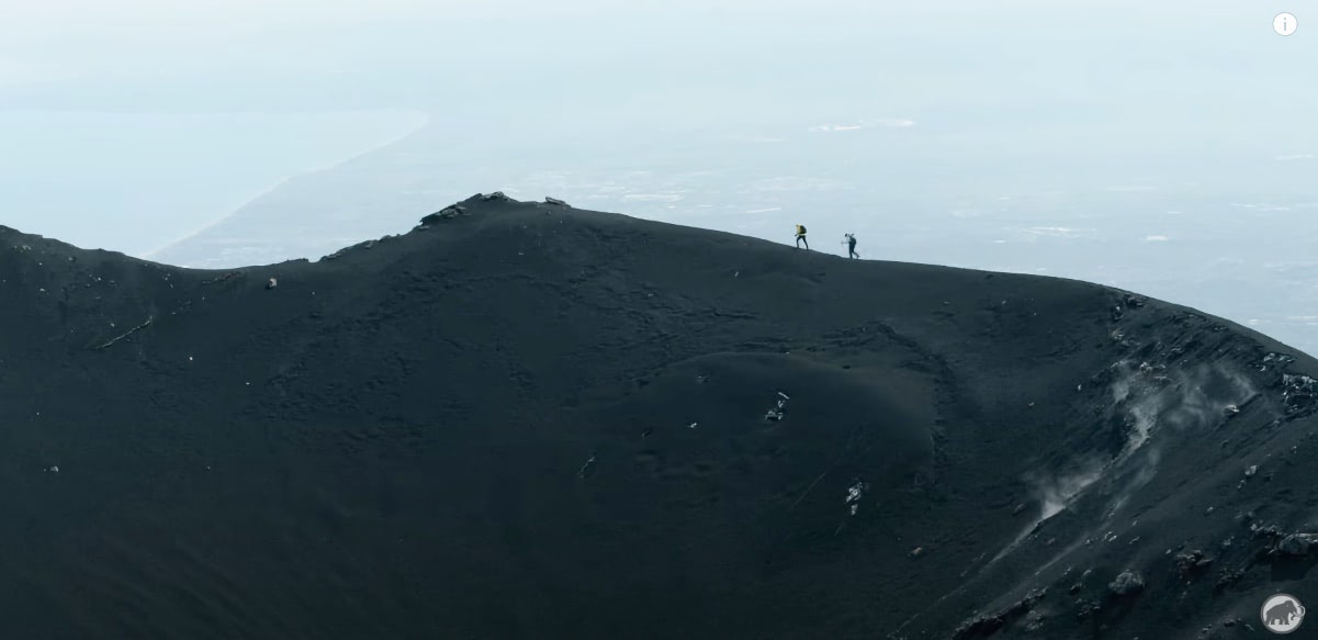 Etna Freeriding on another planet